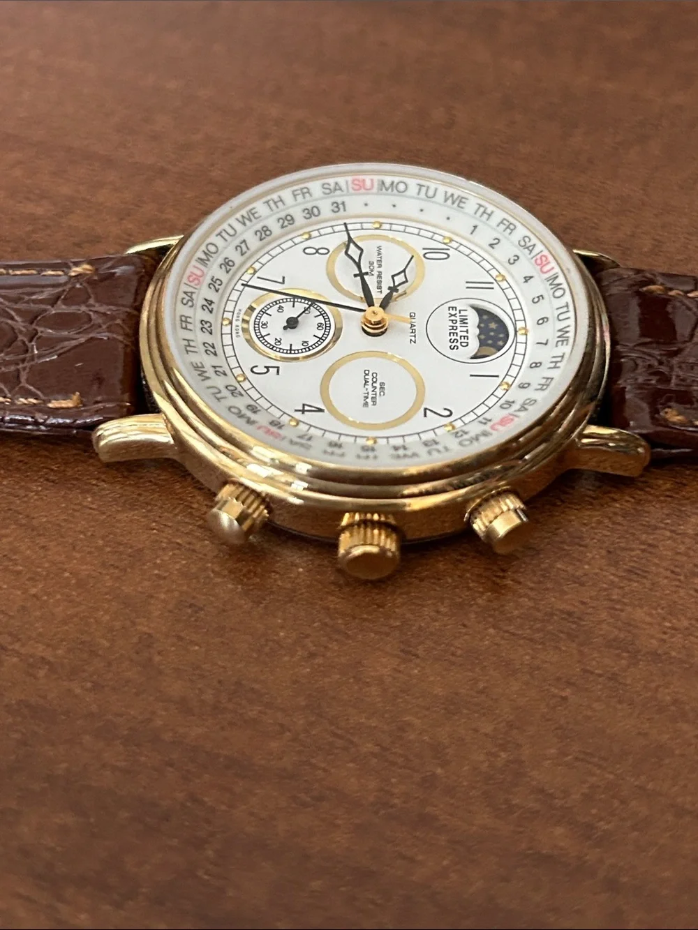 Vintage Limited Express Watch Quartz Movement, Moonphase Chronograph